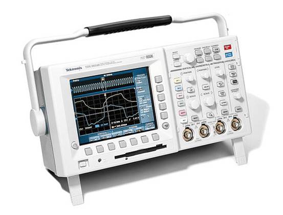 Tektronix TDS3032 2Ch, 300MHz, 2.5GS/s Digital Phosphor